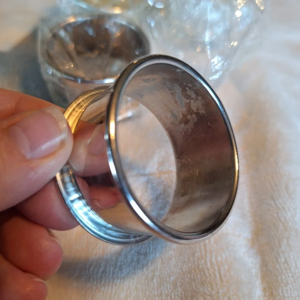 Vintage Napkin Rings Set Of 4 Wm. A Rogers Elegant Silverplated Import By Onieda